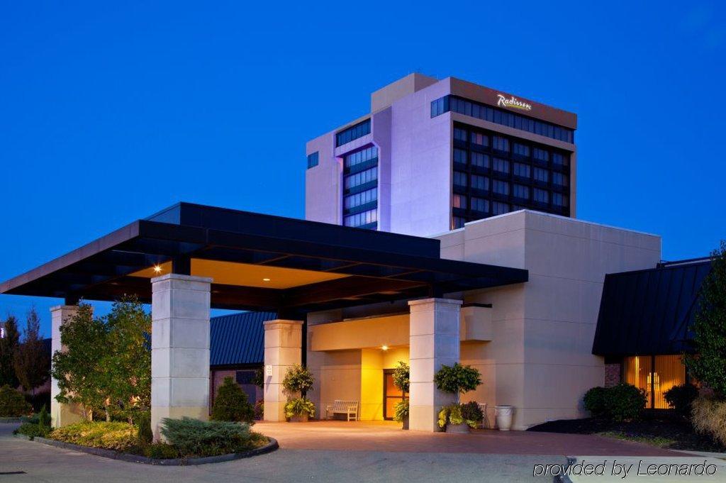 Delta Hotels by Marriott Cincinnati Sharonville Exteriör bild