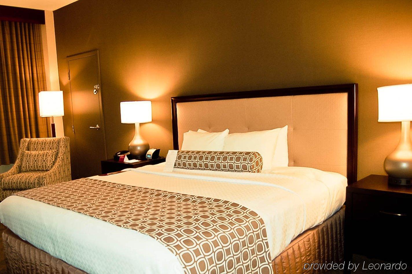 Delta Hotels by Marriott Cincinnati Sharonville Exteriör bild